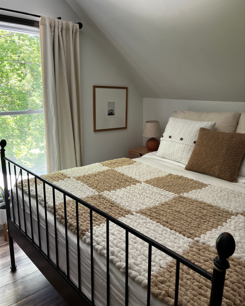 WHITE AND BROWN CHECKERED PATTERN BLANKET