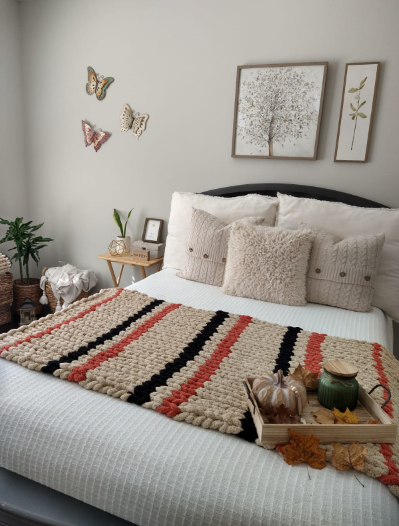 Natural Button Knit Throw PilloW