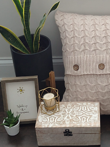 Natural Button Knit Throw PilloW