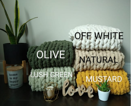 COZY Chunky Blanket / Medium